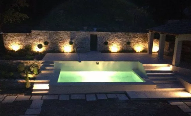 Piscine, bassin et fontaine à Bollène, Bollène, AETP