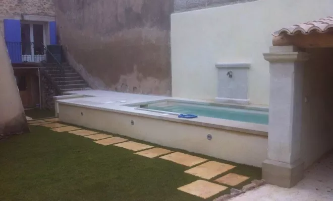 Piscine, bassin et fontaine à Bollène, Bollène, AETP