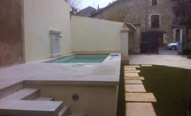 Piscine, bassin et fontaine à Bollène, Bollène, AETP