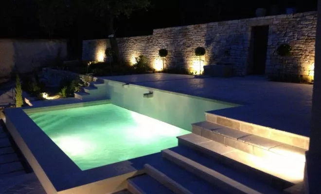 Piscine, bassin et fontaine à Bollène, Bollène, AETP