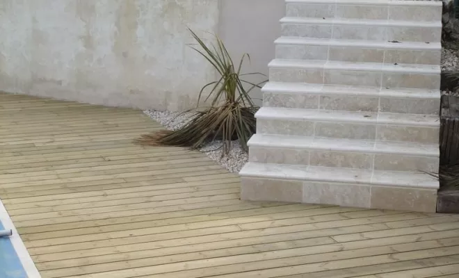 Terrasse en bois à Bollène, Bollène, AETP